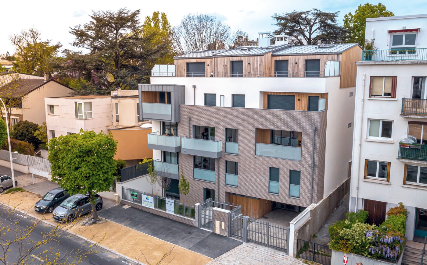 Le 138 à Issy-les-Moulineaux, photographie issue de la plaquette SOFAPROM, vue 1